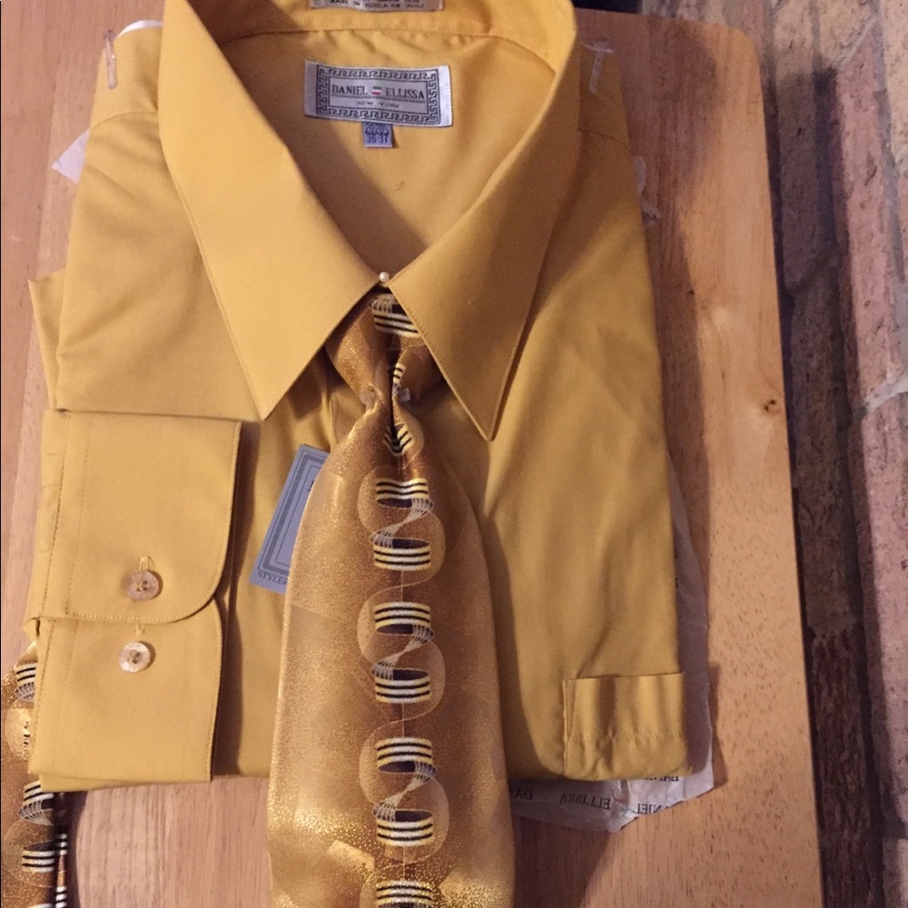 New men dress shirt with tie